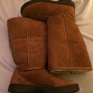 Ugg boots tan